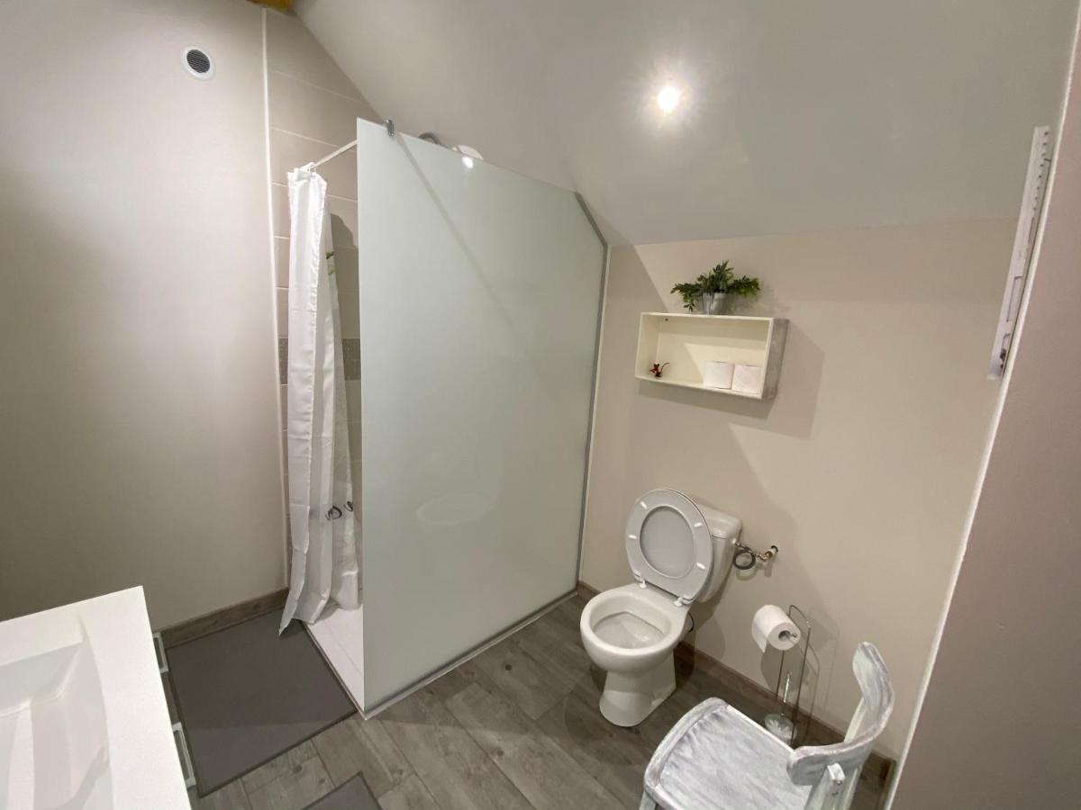 Chambre Privative Chez Toutoune Fontainebrux Екстериор снимка